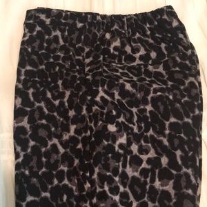 Isaac Mizrahi 24/7 pant  animal print